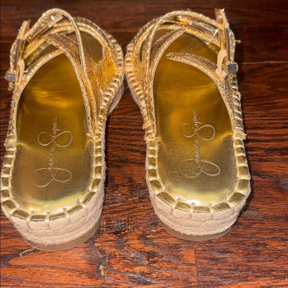 Jessica Simpson Stylish Gold Sandals - Picture 5 of 5